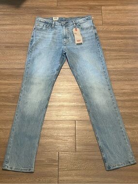 NWT Levi's Women’s Light Wash 511 Slim Jeans - Pale Blue Denim